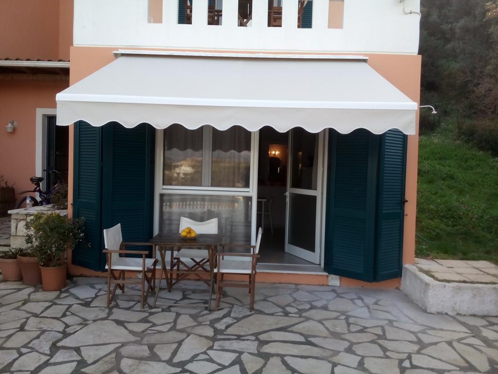 Ithaki Holidays Frínion 外观 照片