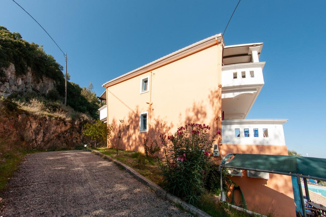 Ithaki Holidays Frínion 外观 照片